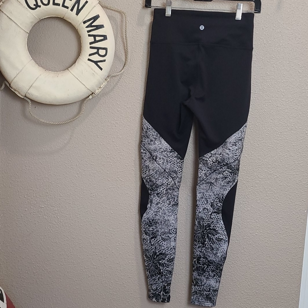 Lululemon Sweat & Repeat Tights - Picture 8 of 12